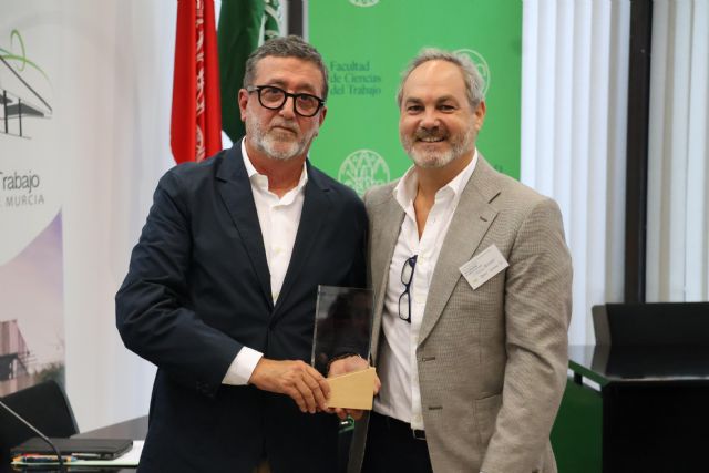 Loterías Perolo y Carlos Moreno, premiados en XII Foro de Empleo y Desarrollo local - 2, Foto 2