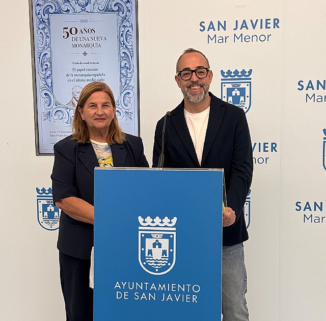 Un ciclo de conferencias abordará los 50 años de la monarquía española, en San Javier - 1, Foto 1