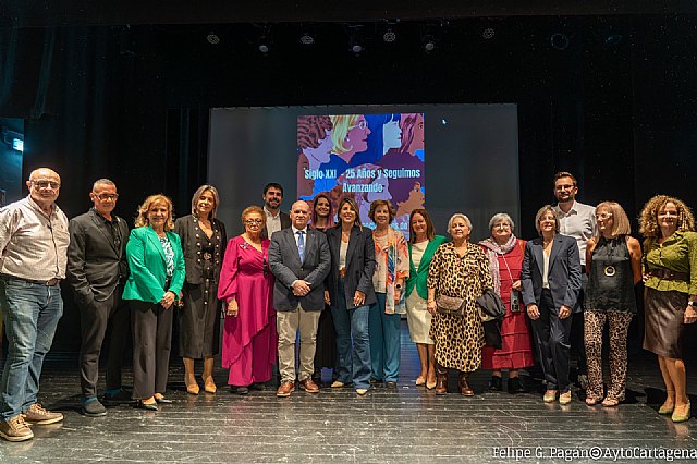 La alcaldesa reconoce la lucha de las 5.400 mujeres de FEDAM y subraya el liderazgo femenino de Cartagena en política, empresa y tradición - 1, Foto 1