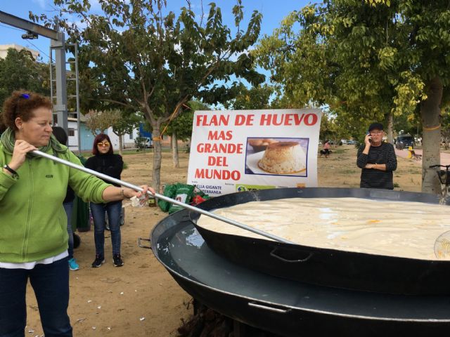 Fotos el flan de huevo más grande del mundo - 1, Foto 1