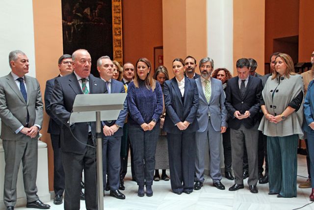 Sevilla. El Ayuntamiento de Sevilla celebra el acto de homenaje a la Bandera de Andalucía 47 años después de las masivas manifestaciones por la Autonomía - 3, Foto 3