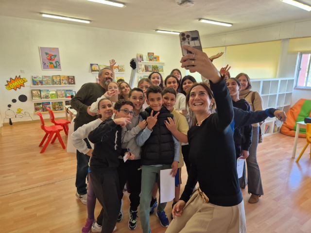 La alcaldesa de Archena propone incorporar un nuevo artículo constitucional que regule de forma estricta el uso de redes sociales en menores limitando su uso - 3, Foto 3