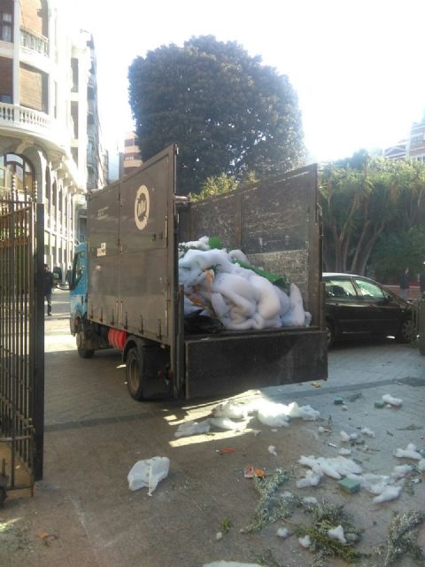 Fomento recoge más de 90.000 kilos de cartón y papel tras el Día de Reyes - 1, Foto 1