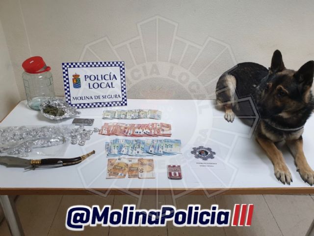 La Policía Local de Molina de Segura realiza varias detenciones en un punto de venta de droga - 1, Foto 1