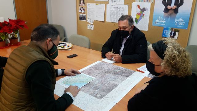 Fulgencio Gil reclama el apoyo del ayuntamiento para rechazar la línea de Alta Tensión de 40 kms con la que Iberdrola prevé atravesar la Sierra de Almenara - 1, Foto 1