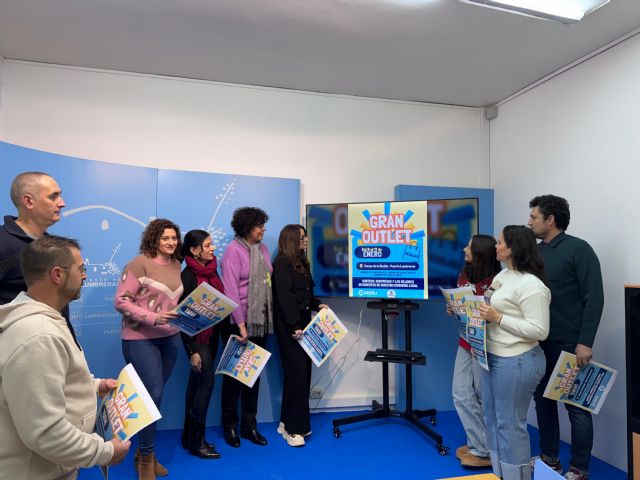 Una docena de comercios participarán el Gran Outlet de Puerto Lumbreras que se celebrará del 9 al 11 de enero en la Carpa de la Ilusión - 2, Foto 2