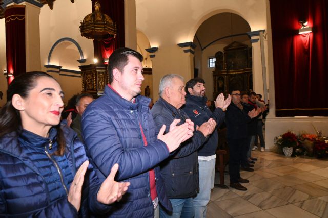 López Miras acompaña a los totaneros en la romería de subida de La Santa, Foto 2