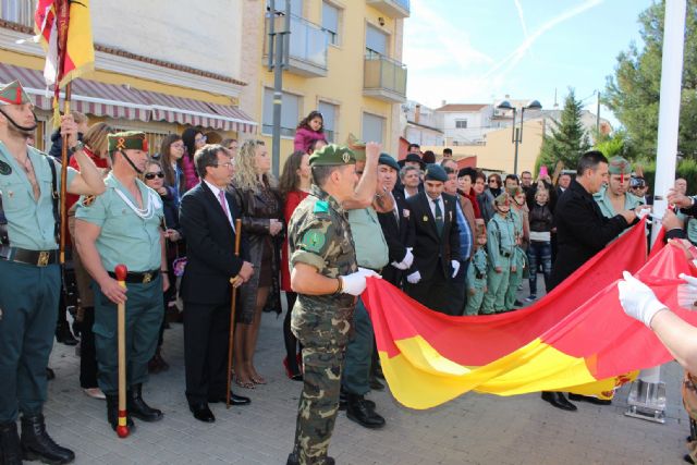 Desde este domingo, la plaza de la iglesia en Puebla de Soto luce con mastil y bandera de España - 4, Foto 4
