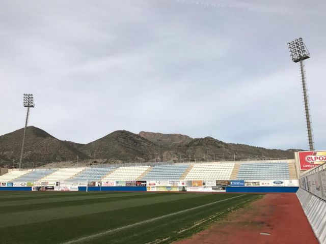 La Concejalía de Deportes renueva la iluminación del Artés Carrasco y pondrá a punto las de los campos Casuco, Miñarro, Alfonso Embarre y Ciudad Deportiva Ángel María Villar - 1, Foto 1