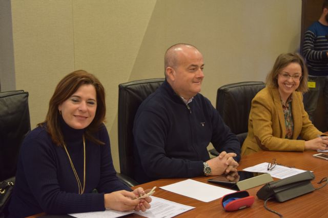 La Asamblea promueve elevar las tasas de lactancia materna con la creación del distintivo Hospital amigo de los niños - 1, Foto 1