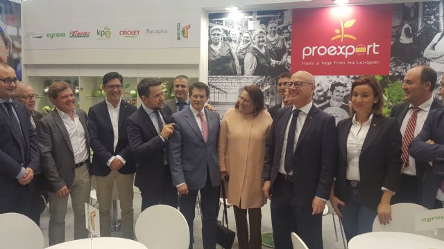 Máxima afluencia de clientes al stand de PROEXPORT en Fruit Logística 2018 - 2, Foto 2