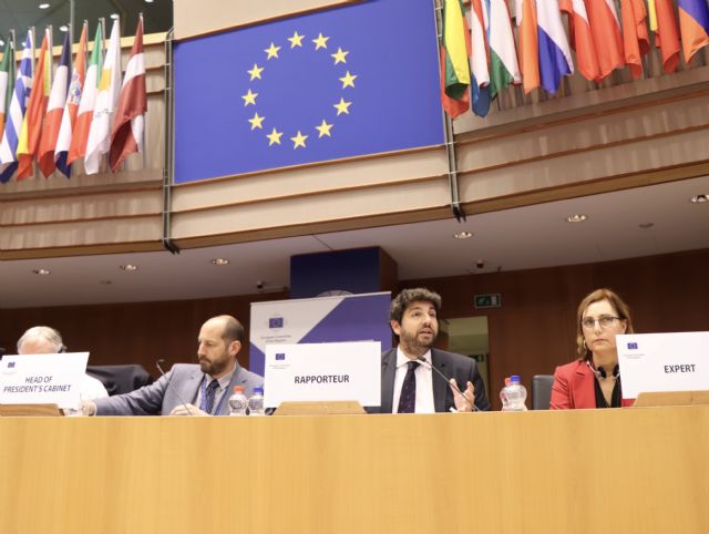 López Miras lleva a Bruselas el trasvase Tajo-Segura como ejemplo de solidaridad, vital ante la falta de agua y para frenar el cambio climático - 3, Foto 3