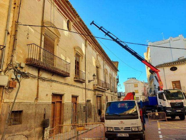 El Ayuntamiento de Caravaca interviene en el Palacio de la Encomienda para frenar su degradación estructural y evitar el peligro para los viandantes - 2, Foto 2
