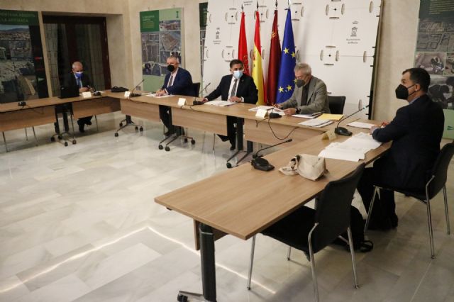 Finalizan las obras de construcción de dos naves polivalentes en el complejo de MercaMurcia - 1, Foto 1