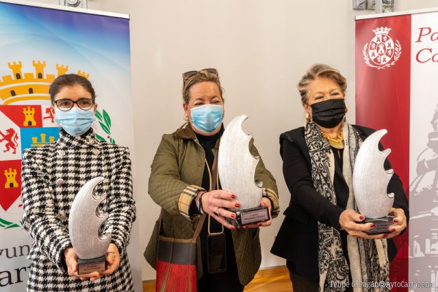 Los ganadores del Concurso de Escaparates de Navidad reciben su premio - 1, Foto 1