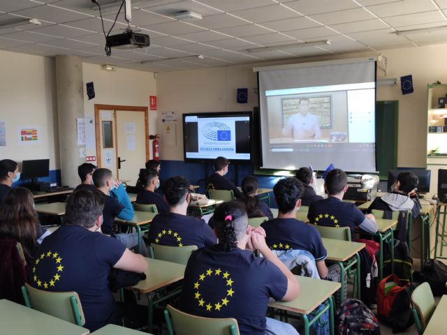 Programa de difusión del Parlamento en el Sabina Mora - 2, Foto 2