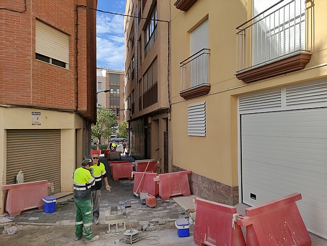 Esta semana finalizan las obras de renovación de las redes de agua potable y adoquinado en la calle Emilio Mora, Foto 2