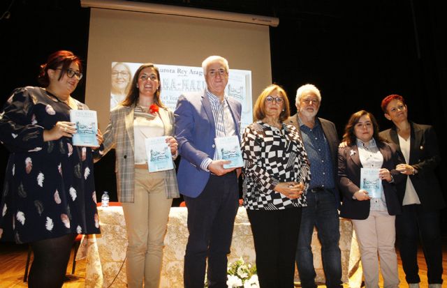 La escritora Aurora Rey Aragón presentará su novela Ama-Mazu. Entre el azul y el blanco en el Convento de la Merced el próximo 17 de febrero - 1, Foto 1