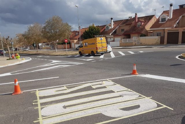 Vía Pública continúa con el pintado de señalización horizontal en barrios y diputaciones - 1, Foto 1