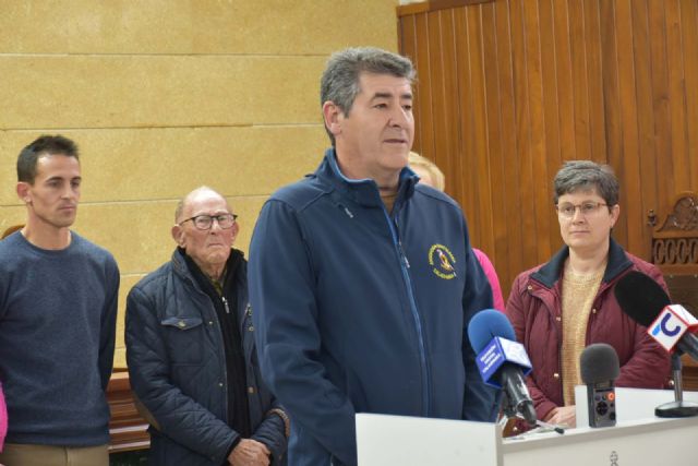 La Asociación Ornitológica de Calasparra presenta el Concurso a beneficio de la lucha contra el cáncer - 1, Foto 1