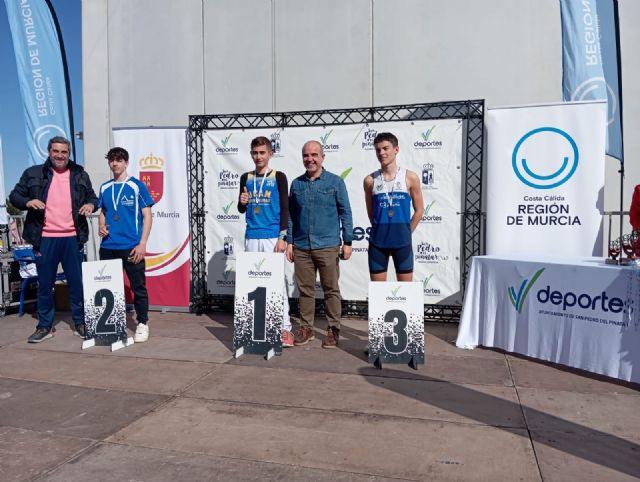 Grandes éxitos de los corredores aguileños en la final Regional de Cross Escolar - 2, Foto 2