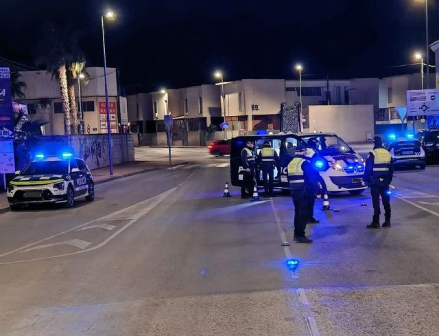 La Policía Local torreña detiene a dos personas por conducir sin permiso - 2, Foto 2