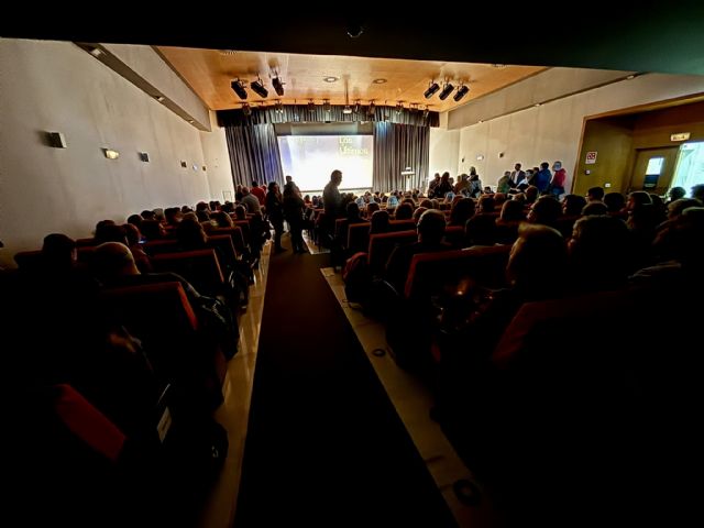 Éxito rotundo en la premier de Los Últimos Fareros - 2, Foto 2