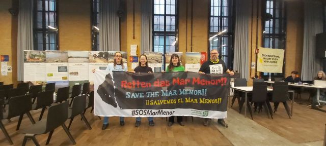 Protestas y Tibunal Popular contra el modelo agroindustrial promovido en la feria Fruit Logistica de Berlín - 3, Foto 3