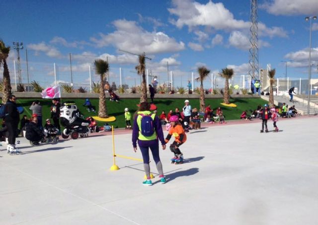 Más de 550 patinadores protagonizan la fiesta del deporte en Las Torres de Cotillas - 1, Foto 1