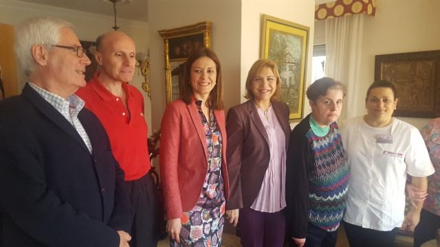 Familia destina 240.000 euros al servicio de ayuda a domicilio a personas en situación de dependencia en Águilas - 1, Foto 1