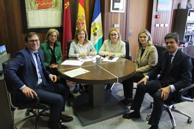 El Ayuntamiento y CaixaBank estudian nuevos proyectos de colaboración - 1, Foto 1