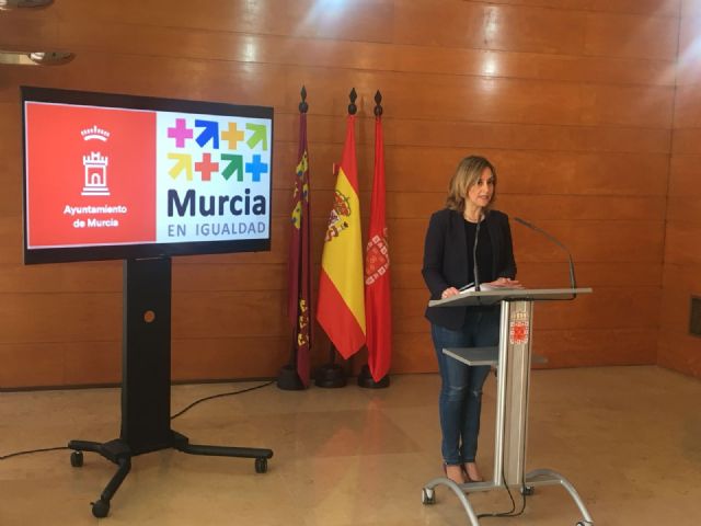 El II Plan de Igualdad de Oportunidades incide en la educación y el empleo como herramientas para reducir la brecha social entre hombres y mujeres - 1, Foto 1