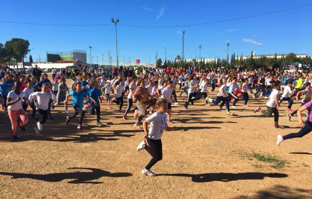 Gran fiesta del deporte en el cross escolar con la participación de 1.325 niños y niñas de los 12 centros docentes torreños - 5, Foto 5