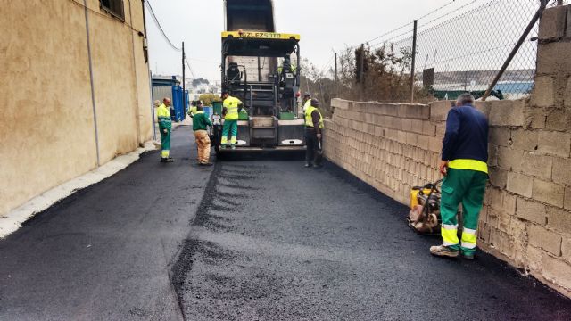 Comienzan las obras de asfaltado en los polígonos industriales de Molina de Segura - 1, Foto 1