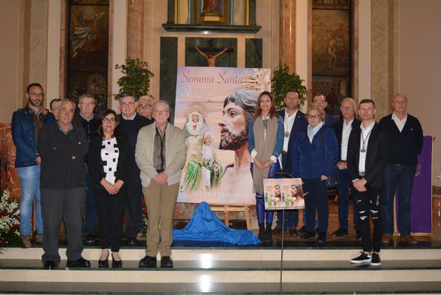 Ya está disponible el libro de la Semana Santa de Águilas, del que se han editado 3.500 ejemplares - 1, Foto 1