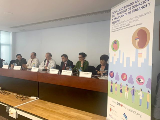 Un centenar de estudiantes de la salud y de las ciencias sociales abordan en un curso la actualización en trasplantes - 1, Foto 1