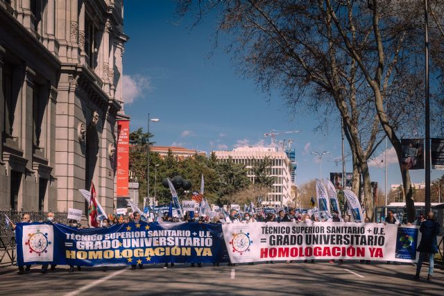 Los Técnicos Superiores Sanitarios muestran su unión en la manifestación de Madrid - 2, Foto 2