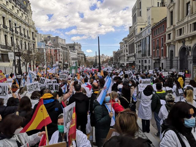 Los Técnicos Superiores Sanitarios muestran su unión en la manifestación de Madrid - 3, Foto 3