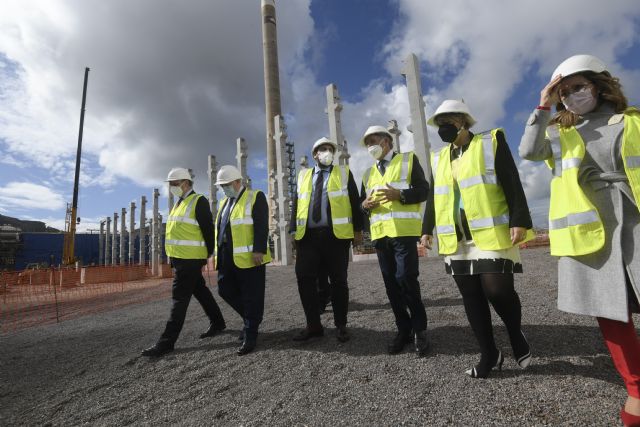López Miras resalta la gran inversión en Cartagena de la primera planta de biocombustibles avanzados y pide una España con más capacidad energética - 1, Foto 1