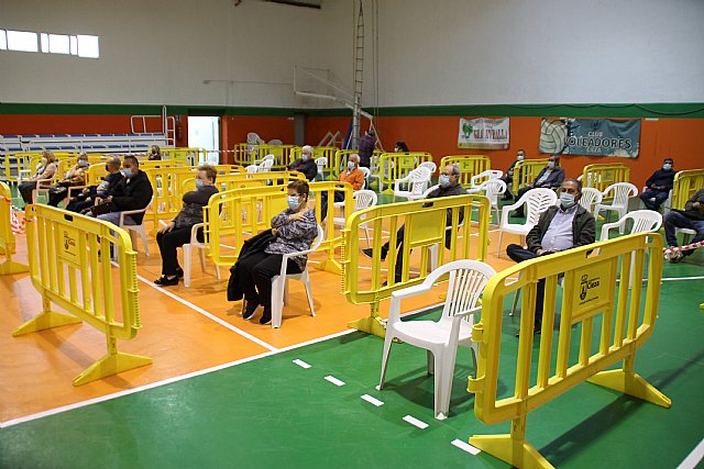 Nueva jornada de vacunación contra la covid-19 este martes por la tarde en el Polideportivo Municipal - 1, Foto 1