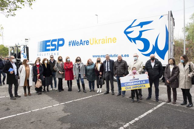 El camión solidario de la UMU viaja a la frontera de Ucrania con más de 24.000 kilos de material solidario - 1, Foto 1