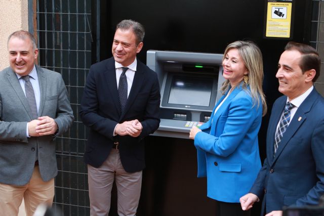 La Comunidad instala trece cajeros automáticos para combatir la exclusión financiera en zonas afectadas por la despoblación - 1, Foto 1