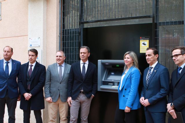 La Comunidad instala trece cajeros automáticos para combatir la exclusión financiera en zonas afectadas por la despoblación - 2, Foto 2