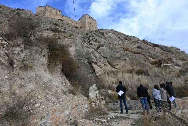 Inician las obras de restauración en Albacar, a los pies del castillo de Mula - 1, Foto 1