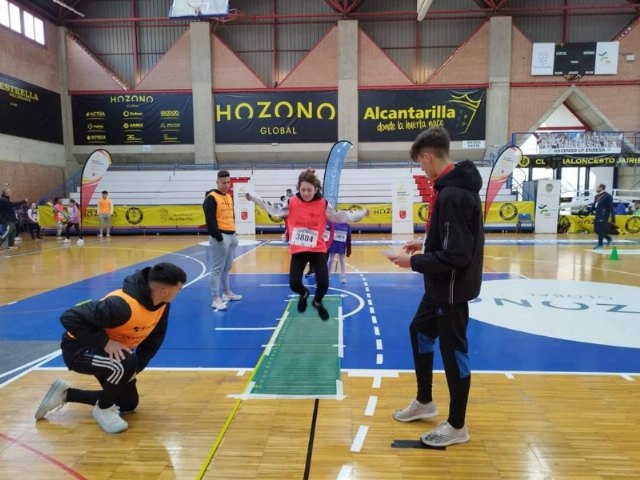 Dos equipos del Colegio Concertado Reina Sofía participan en la Final Regional de Jugando al Atletismo, del programa de Deporte Escolar, Foto 4