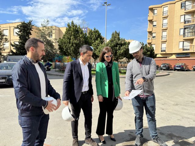El eurodiputado Marcos Ros visita junto a la alcaldesa de Águilas los principales proyectos de la localidad cofinanciados con Fondos Europeos - 1, Foto 1