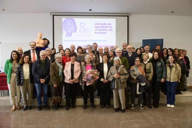 La UMU homenajea a Elvira Ramos, primera profesora de la Facultad de Medicina - 2, Foto 2