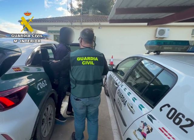 La Guardia Civil detiene en Torre Pacheco al presunto autor de una decena de robos - 2, Foto 2