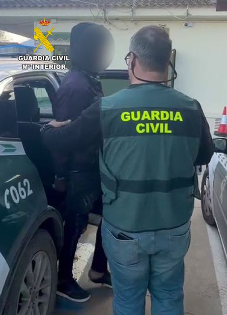 La Guardia Civil detiene en Torre Pacheco al presunto autor de una decena de robos - 5, Foto 5