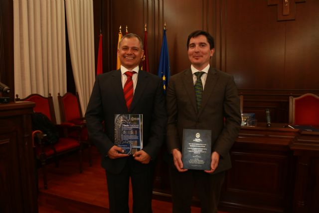 La UCAM acoge las primeras exposiciones de tesis doctorales en Odontología - 1, Foto 1